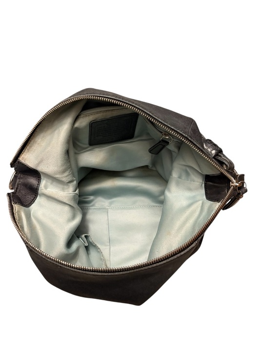 Coach - Picture 4 of 6